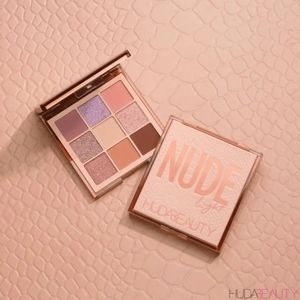 Huda Beauty Light Nude Obsessions Palette